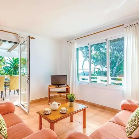 Cati Villa Punta Prima (Menorca)