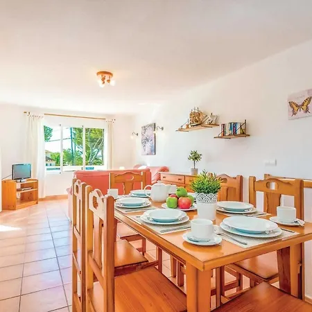 Cati Villa Punta Prima (Menorca)